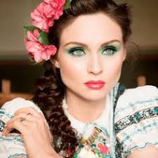 Discover 13 Sophie Ellis Baxter and sophie ellis bextor ideas