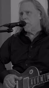 WarrenHaynes' new album, The Whisper Sessions, is out 9/12 🎸 "These  Changes" with Derek Trucks is out now! @thewarrenhaynes