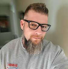 Upgrading Lorwyn Eclipsed Blight Curse precon deck?