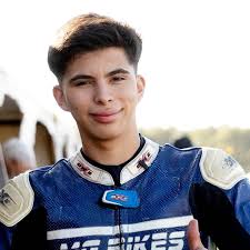 ℹ️ MAYORGA, OTRO ARGENTINO EN LA TALENT DE R3 EN BRASIL Velocidad ✏️ El  cordobés Mateo Mayorga debuta en el Campeonato Latinoamericano Yamalube R3  bLU cRU. El campeón 2019 de 250 del