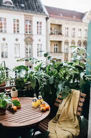 Ein Schluck Urlaub Vom Alltag Herz Und Blut Interior Design Lifestyle Travel Blog Raum Im Freien Glasflaschen Balkonien