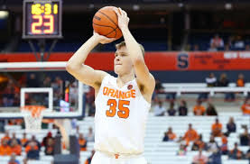 Buddy boeheim hits desperation 3 from logo, syracuse bench in disbelief. Syracuse Basketball Buddy Boeheim Made It Rain 3s During Orange Win