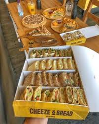 مطعم جبنة ورغيف في الشرقية