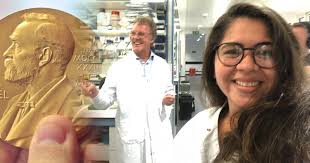 Fazendo estágio com um Nobel: “Cinco minutos de conversa com ele geram  aprendizado para a vida toda”