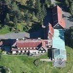 Gjennom flere år har hagen donert pengesummer til flere av de borgerlige partiene, spesielt høyre. Stein Erik Hagen S House In Oslo Norway Google Maps
