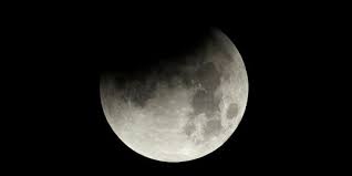 Gerhana penumbral berbeda dengan gerhana total atau parsial. Puncak Gerhana Bulan Penumbra Terlihat Di Seluruh Jateng 6 Juni Pukul 02 25 Wib Merdeka Com
