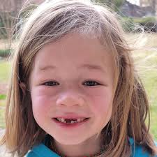 Lacey's Salon & Accessories