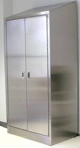 Our cabinet is your great option which is a combination of decoration and function. Cleanroom Cabinets Bosio Stainless