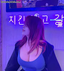 Melekwhoo's scandalous nude OnlyFans content revealed