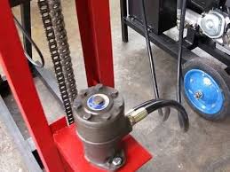 Portable Hydraulic Tubewell Drilling Machine Part 3 Youtube Drilling Machine Water Well Drilling Drill