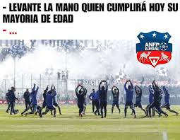 Memes de navidad son toda una sensacion viral en facebook. Con Herrera Y Pinilla Protagonistas Los Memes Que Dejo El Triunfo Albo Ante La U Deportes Biobiochile