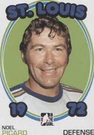 VLADIMIR PETROV "AUTOGRAPH CARD" IN THE GAME THE YEAR IN HOCKEY 1972