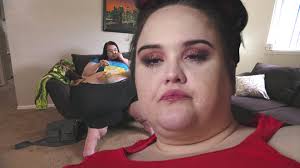 Wayne conhece Renee Brinkerhoff na feira "The Quail", onde o lendário  Porsche 356A 1956 Outlaw, bicampeão da Carrera Panamericana, brilha em cada  detalhe ⏳ #EmBuscaDeCarrosClássicos Descubre como termina tudo 👉 Aproveite  o