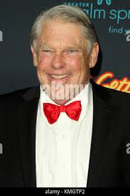 LOS ANGELES, CA. 07 décembre 2000 : l'actrice Michelle Peiffer au Los  Angeles première de rejeter. © Paul Smith