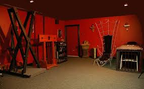 I Was Flogged In a BDSM Dungeon - EroticScribes.com