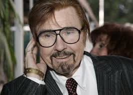 Gary Owens Dies; 'Laugh-In' Announcer, Voice Actor & Legendary L.A. Radio  Voice