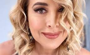 Francesco zangrillo , all'anagrafe francesco maria zangrillo è un broker assicurativo di milano di 47 anni , salito alla ribalta delle cronache per essere il presunto fidanzato di barbara d'urso. Barbara D Urso Fidanzata Con Francesco Zangrillo I Dubbi Dei Fan