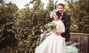 Angesagte rockabilly brautkleider im stil der 60er jahre. Inspirationen Zur Vintage Hochzeit 40s 50s Style Vintage Retro Hochzeit