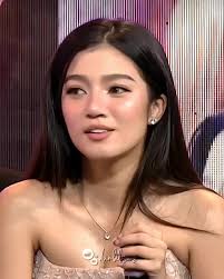 They know it's their girl 🔥