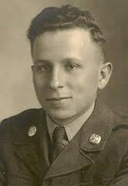 Leo Everett Schmelz (1927-2010)