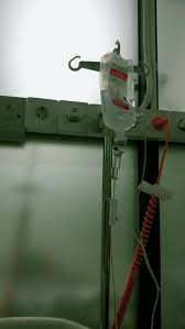 Sebenarnya tidak selalu infus dipasang di tangan kiri. Pin Di Lagi Di Infus