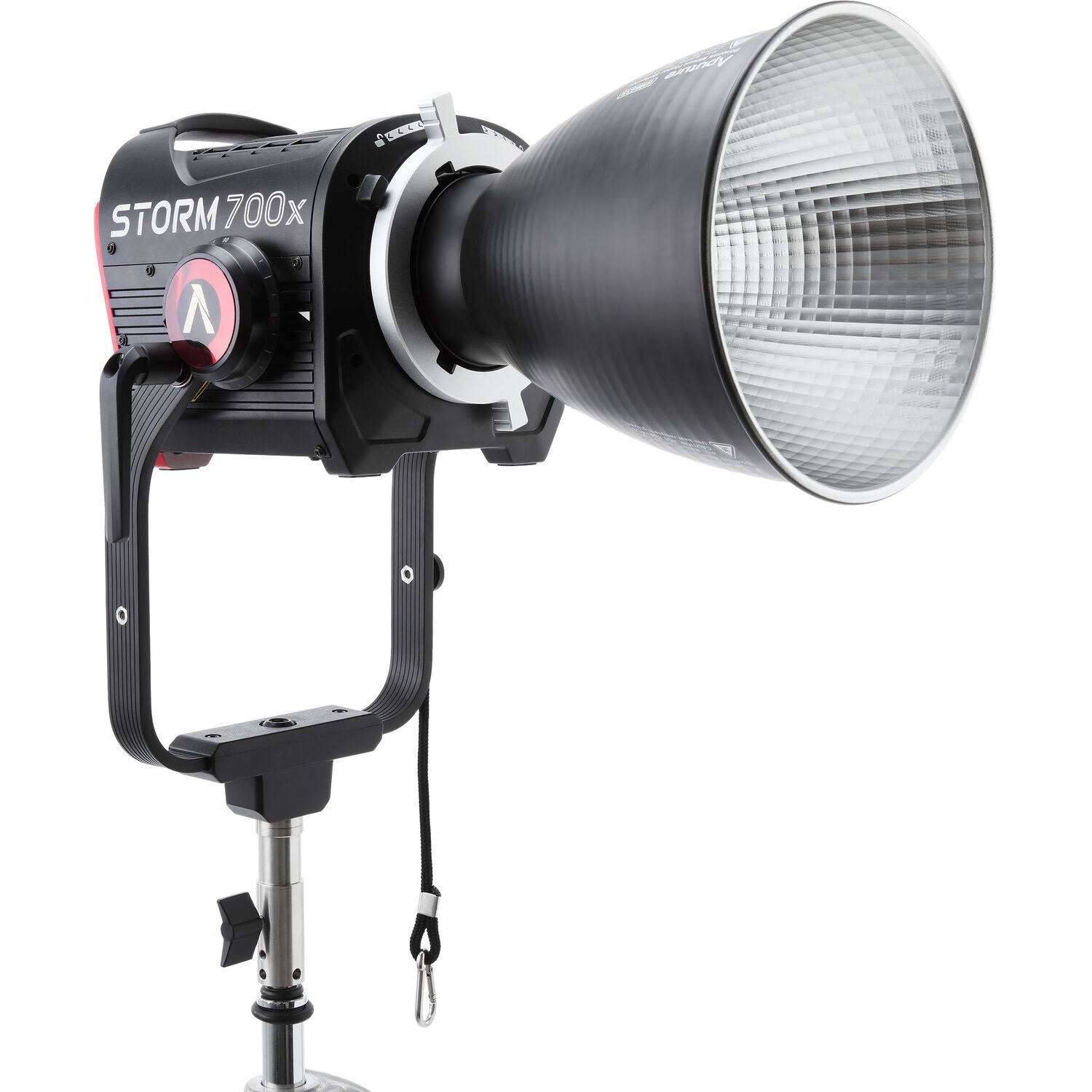 Aputure STORM 700x LED Light