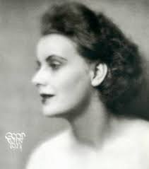 Autumn 1975 ABBA wraped in aluminium foil photographed by Bubi Heilemann.  Frida said that it was once one of her favorite photos and that she had it  framed.