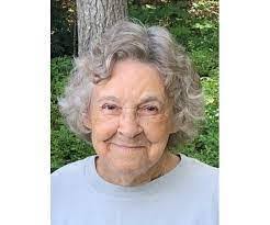 Mary Carrubba's Instagram, Twitter & Facebook