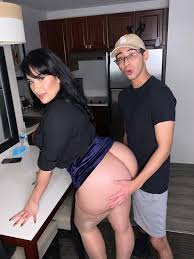 TW Pornstars - 1 foto. Diego Perez 🇲🇽. Twitter. I walked in on my hot  stepmom and guess what happened next. 8:48 AM - 10 Dec 2021