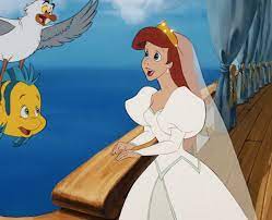 Geschneidert · top qualität · schneller versand · guter service The 80s Ness Of This Makes It An Entirely Regrettable Wedding Gown Disney Princess Outfits Disneyland Princess Little Mermaid Movies
