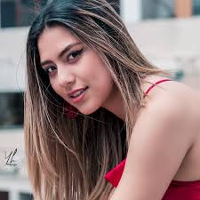 Nicolle Kaqui C.OficialTik Tok