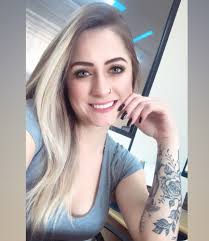 Amanda Padilha (@amandinha_p) • Instagram फ़ोटो और वीडियो