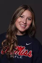 Leah Horvath's Instagram, Twitter & Facebook