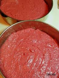 This red velvet cake not only looks stunning, but it also tastes amazing! Red Velvet Tort Cu Sfecla Rosie Si Crema De Branza Retete Originale Cu Nicole