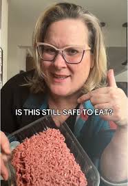 Can I Still Cook Ground Beef If It Looks Brown