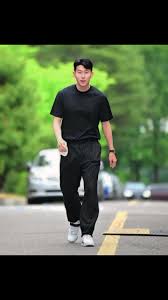 #outfit #steyle #viralvideos #footballtiktok #fashiontiktok #forypupage  #fybpage #sonhiungmin #tottenham #heungminson7 #🇰🇷🇰🇷 #sunday #morning  #viralvideos