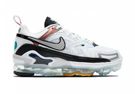 Nike air vapormax flyknit 3 women s shoe nike id. Nike Air Vapormax Evo Evolution Of Icons Dc9113 100