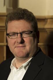 Stephen Muir's Instagram, Twitter & Facebook