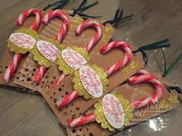 Stempelschon Die Gesichte Einer Zuckerstange Mit Gewellten Anhanger Von Stampin Up Zuckerstange Kleine Geschenke Geschenke Weihnachten