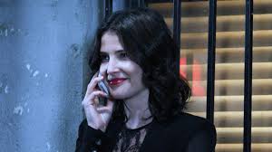The finale sparked controversy as fans were. Cobie Smulders Als Robin Bei How I Met Your Mother 15 Fakten Zu How
