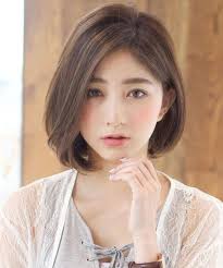 Here are flattering hairstyles to help when going for a short hair look, always make sure that you add volume at the crown of your head to make your face look longer that it actually is. 25 Trendy Korean Short Haircuts Short Haircuts Models