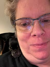 One has no shame 🙄 but I know the other who's looking innocent is the one  who done it (Ellie has the brown