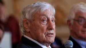 Willie John McBride: Rugby's use of replacements is an 'absolute nonsense'  says British and Irish Lions legend