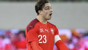 Xherdan shaqiri celebrates scoring his second and switzerland's third in baku. Entwarnung Shaqiri Rodriguez Sind Fur Die Em Fit
