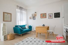 Basta cambiare o inserire alcuni semplici elementi per cambiare il volto della casa, e dargli un tocco più personale e meno anonimo. Idee Per Arredare Una Casa Piccola Blog Sim Immobiliare Novarablog Sim Immobiliare Novara