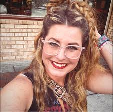 Where do yall go when you randomly decide you need a last minute color  appointment and your girl is booked? I'll text her in the morning during  business hours, but she is