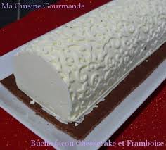 Buche Facon Cheesecake Et Framboise Gateaux Et Desserts Mercotte Recette Recette Dessert