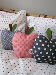 Simpaticos Cojines Infantiles Firmados Por Annabel Kern Minimoda Es Blog Moda Infantil Kirlent Dekoratif Yastiklar Kirlent