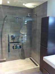 inloopdouche met glazen wand badkamer badkamer inspiratie inloopdouche