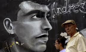 Andrés escobar habló luego de haber sido identificado como uno de los civiles que han disparado contra los manifestantes en cali. Colombia Narc Suspected Of Murdering Athlete Andres Escobar News Telesur English